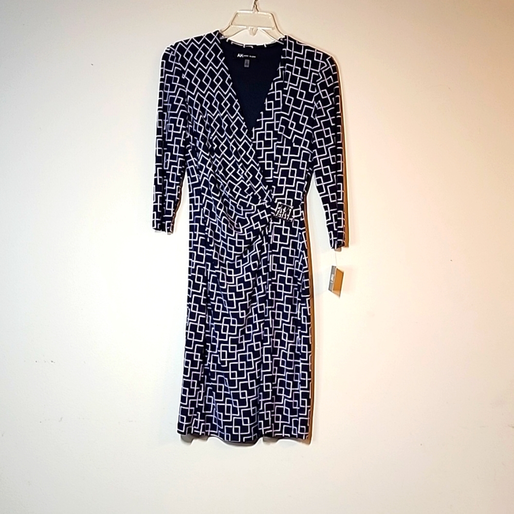 Anne Klein V-Neckk Long Sleeve Wrapped Dress Size S